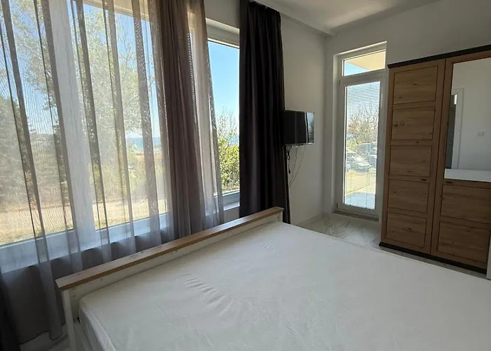Vila Aurum Smokinya Sozopol